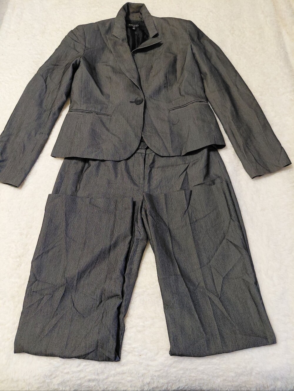 Nine West 2 Piece Gray Pinstripe Pant Suit Set Women’s 4P